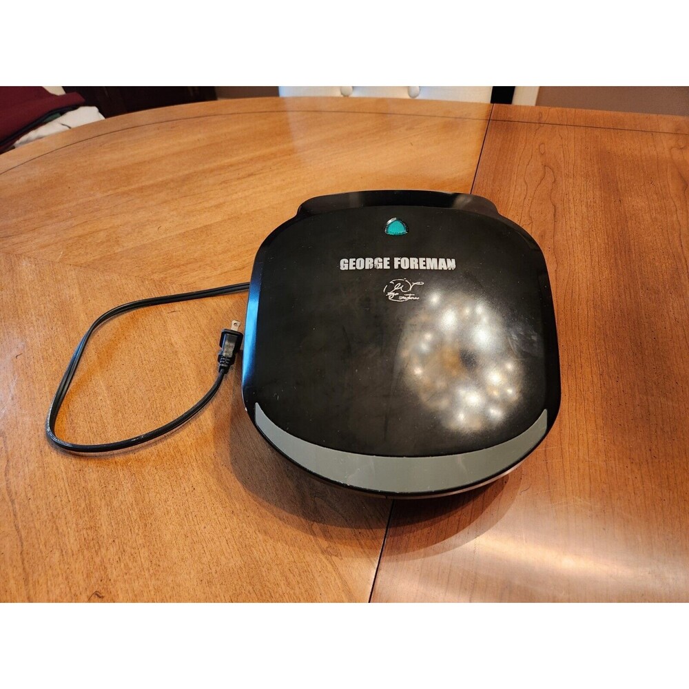 George Foreman Grilling Machine ~ Black ~ Model GR136B ~ Tested And Working